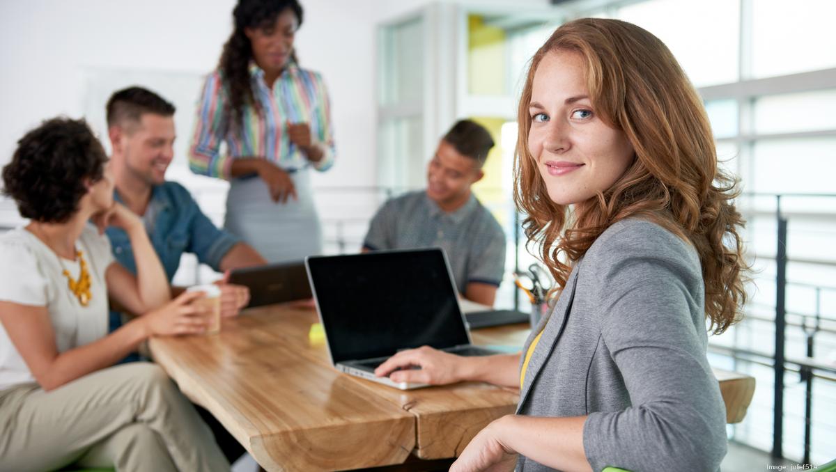 HOW A BUSINESS COACHING SERVICE HELPS ENTREPRENEURS SUCCEED